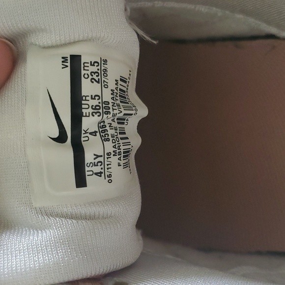 Nike Air Max - Picture 4 of 6